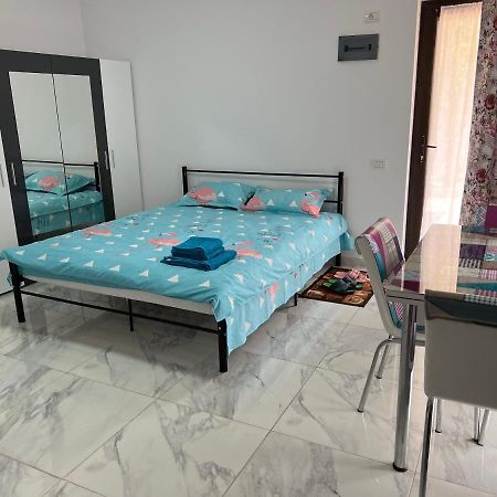 Home Naya 부쿠레슈티 외부 사진